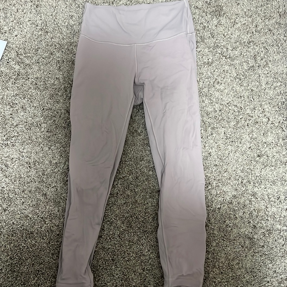 Lululemon Wunder Under 25”